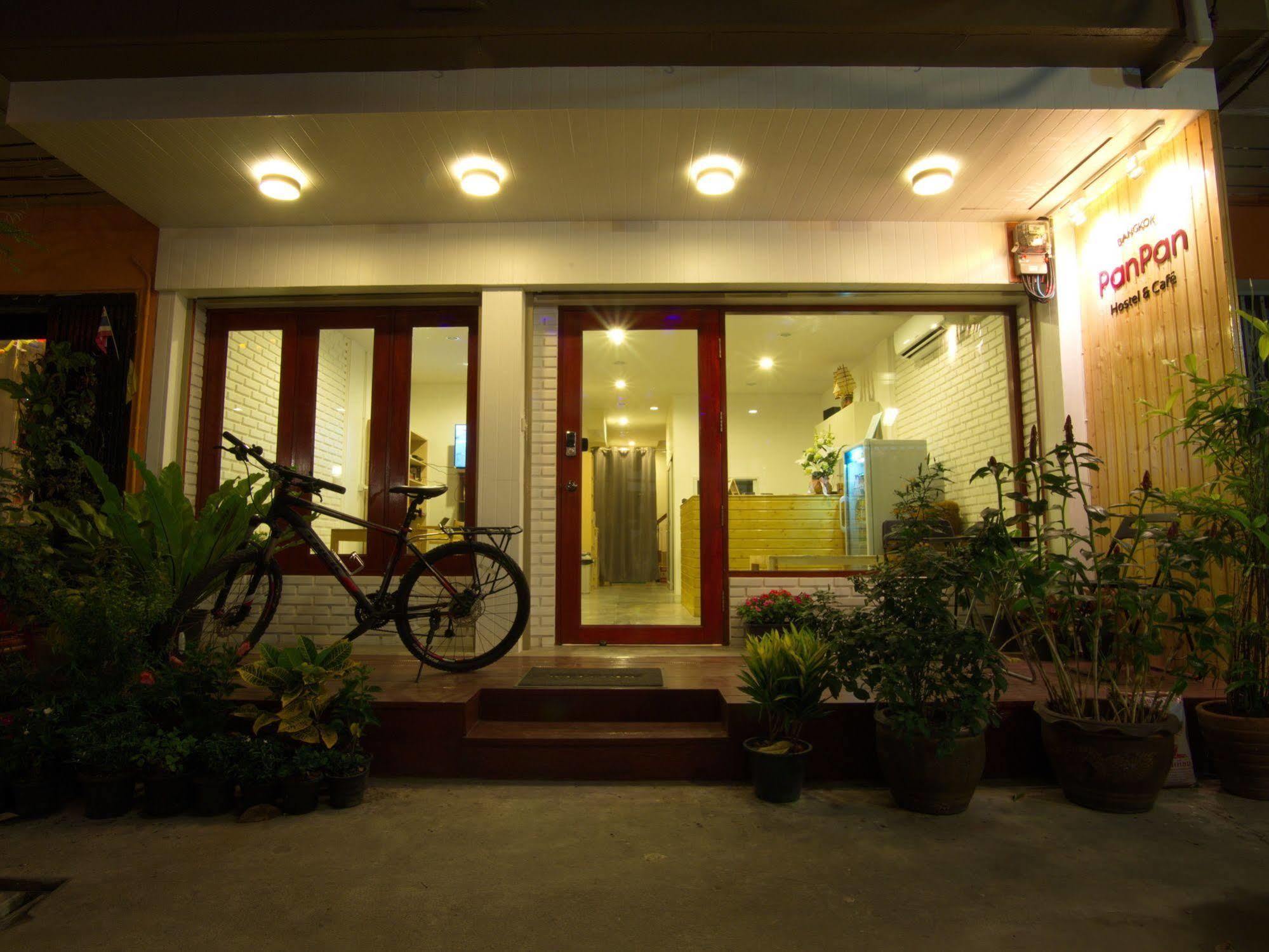 Asrama Panpan Bangkok